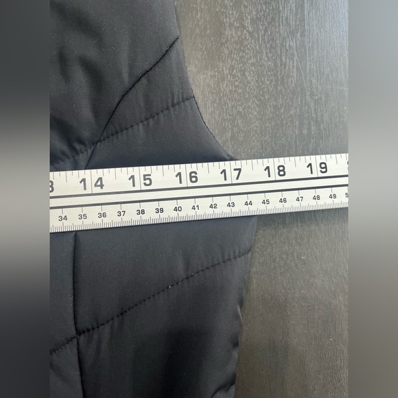 Aeropostle Black Vest with Pink Interior Small Pockets‎ Zipper Quilted Cozy - Picture 7 of 9